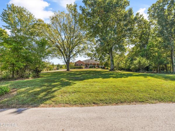 3412 Seebers Court, Louisville, TN 37777