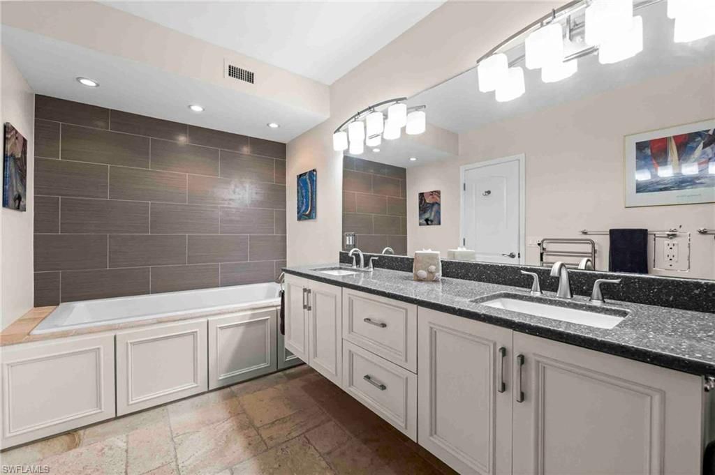 1920 Virginia Ave, Unit 203, Fort Myers, FL 33901 Photo