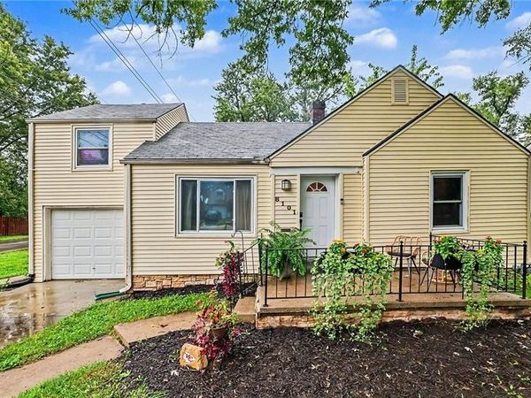 8101 BELLEVIEW Avenue, Kansas City, MO 64114