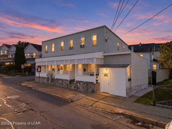 317 W Shawnee Avenue, Plymouth, PA 18651