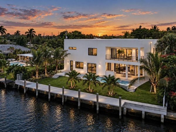 4730 NE 22ND Avenue, Lighthouse Point, FL 33064