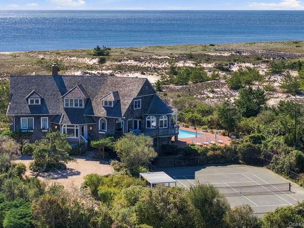 2040 Meadow Lane , Southampton, NY 11968