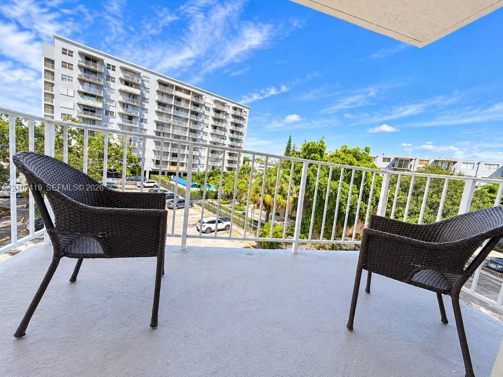 1465 NE 123rd St, Unit 401, North Miami, FL 33161 Photo