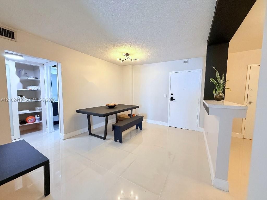 1465 NE 123rd St, Unit 401, North Miami, FL 33161 Photo