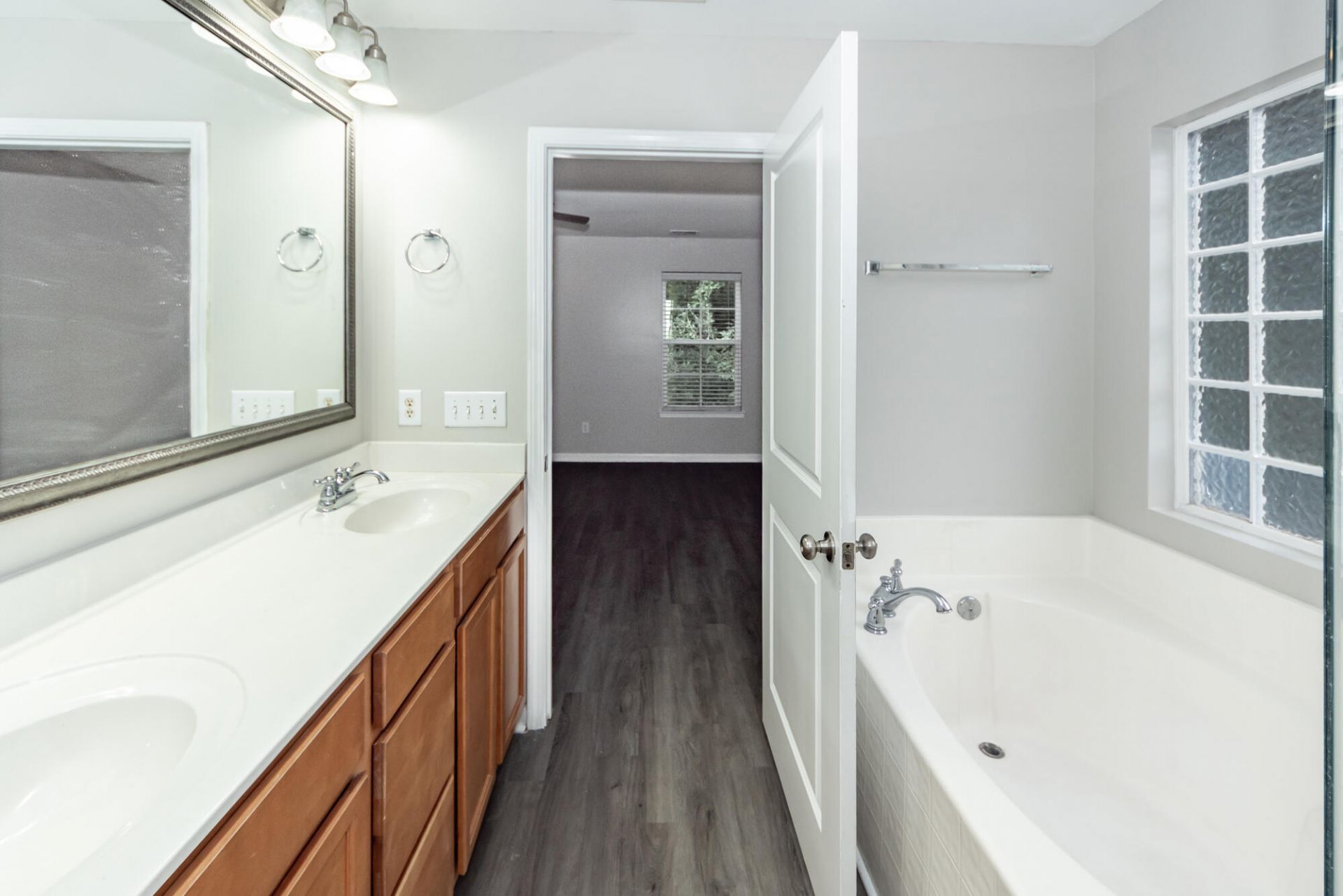 9454 Netted Charm Court Photo 22