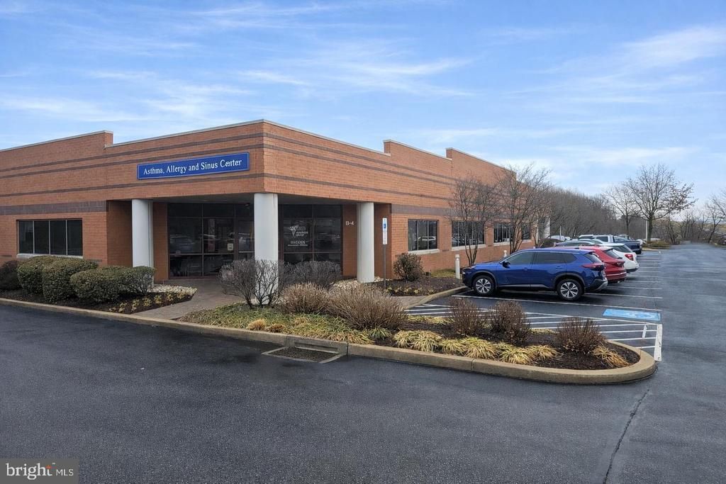 1065 ANDREW DRIVE , WEST CHESTER, PA 19380