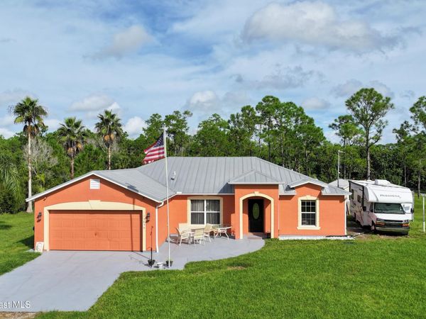 13850 77th Street , Fellsmere, FL 32948