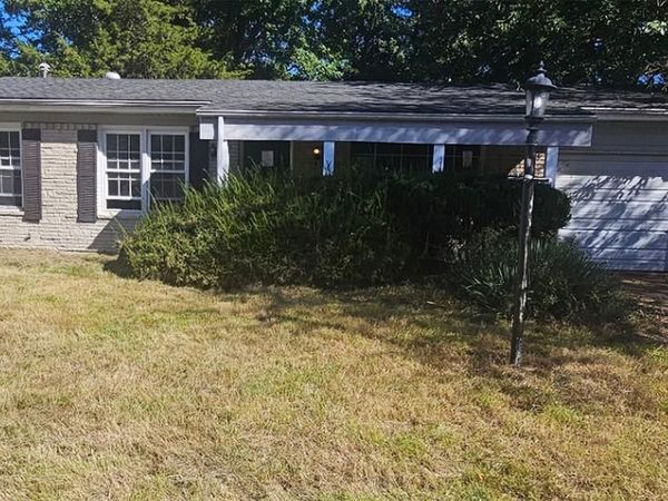 11624 Criterion Avenue , St Louis, MO 63138