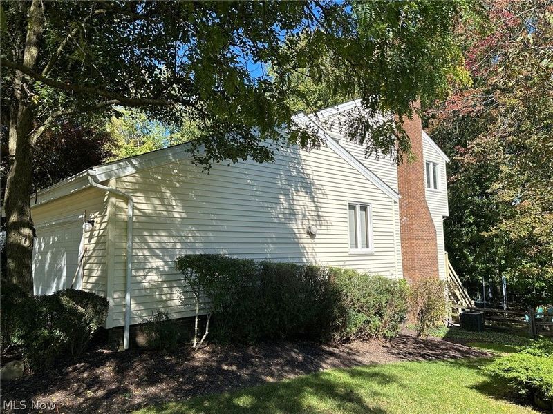 5025 Lansdowne Drive, Solon, OH 44139 Photo 4