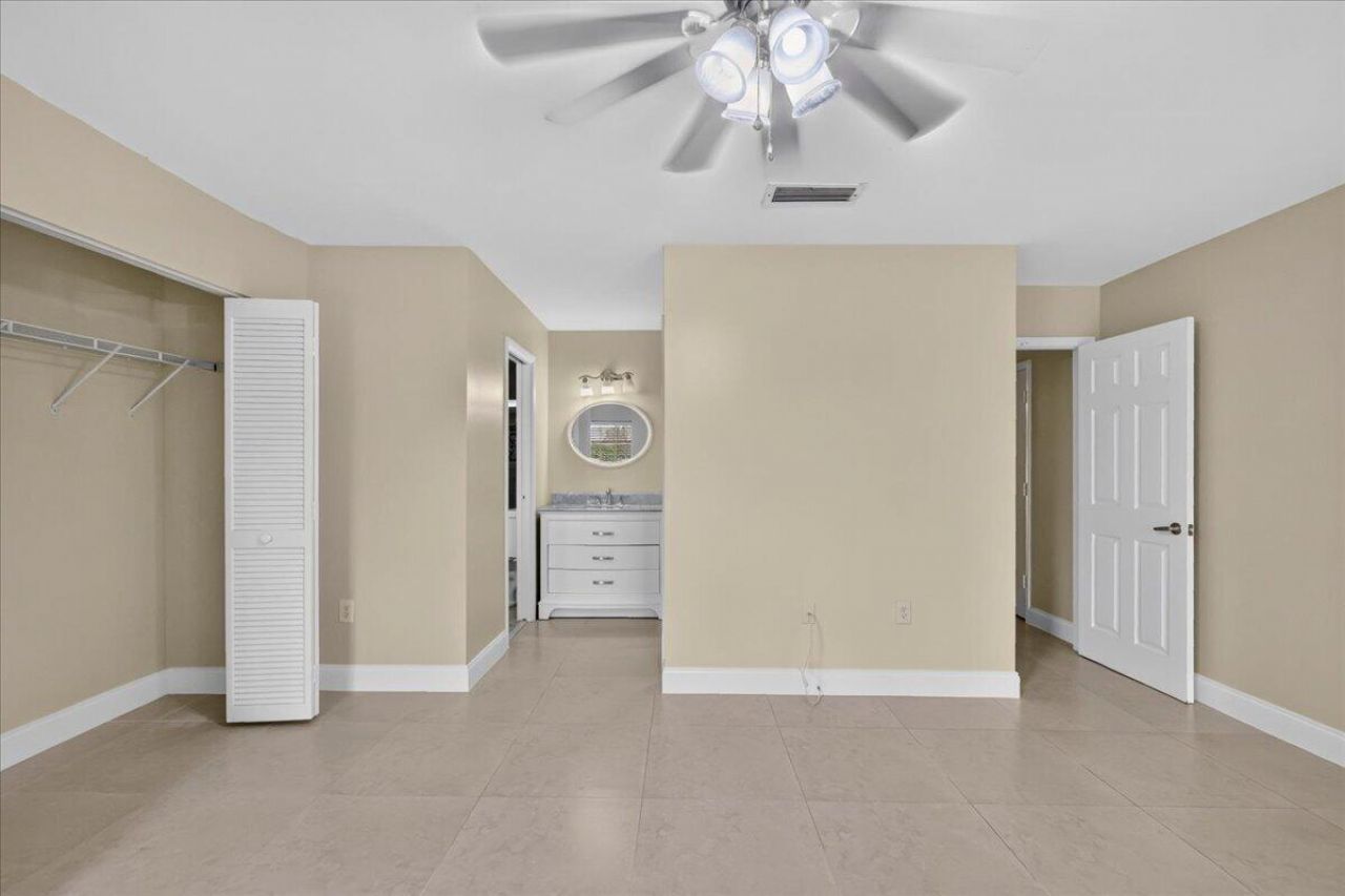 572 SW 28th Avenue, Delray Beach, FL 33445 Photo