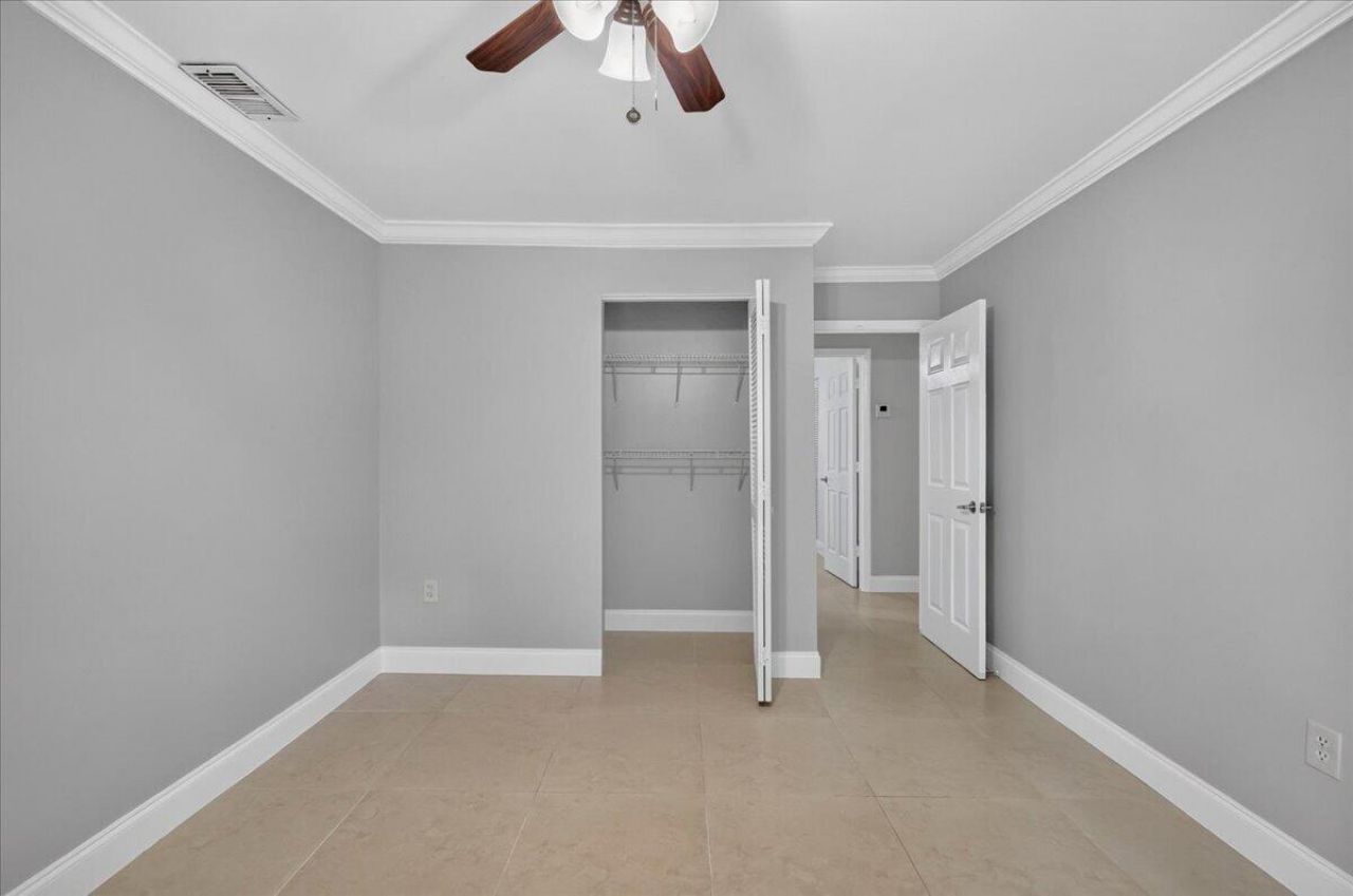 572 SW 28th Avenue, Delray Beach, FL 33445 Photo