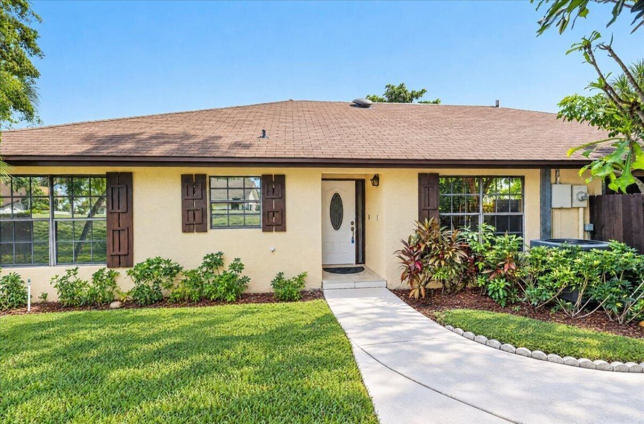 572 SW 28th Avenue, Delray Beach, FL 33445 Photo