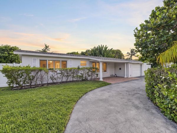 300 SE 11TH Court, Deerfield Beach, FL 33441