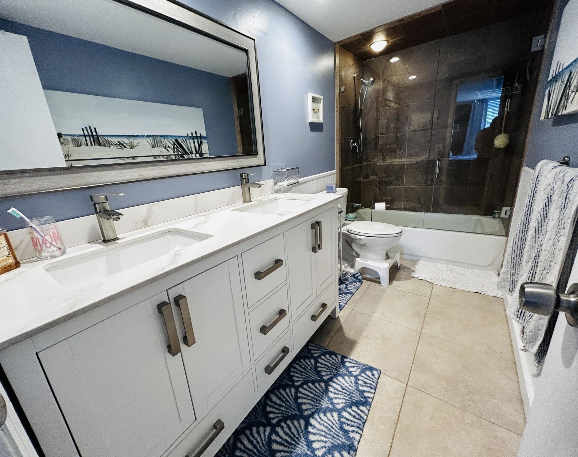 437 Golden Isles Drive, Unit 7G, Hallandale Beach, FL 33009 Photo