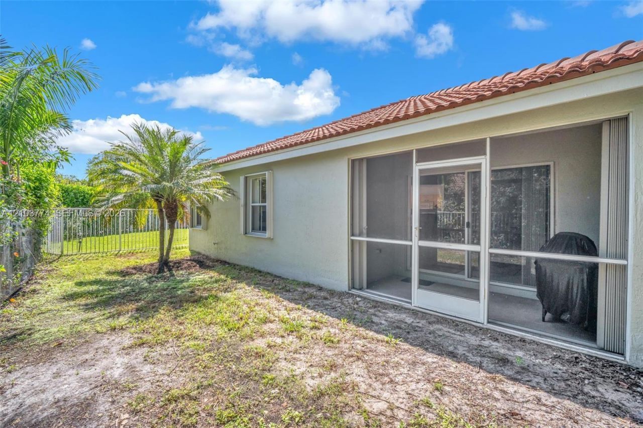 1922 Pisces Ter, Weston, FL 33327 Photo