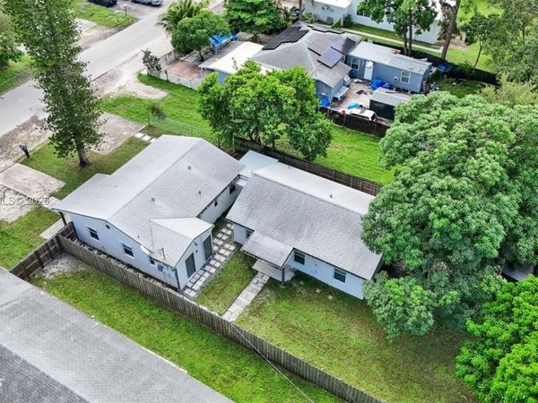 1223 NW 6th Ave, Fort Lauderdale, FL 33311