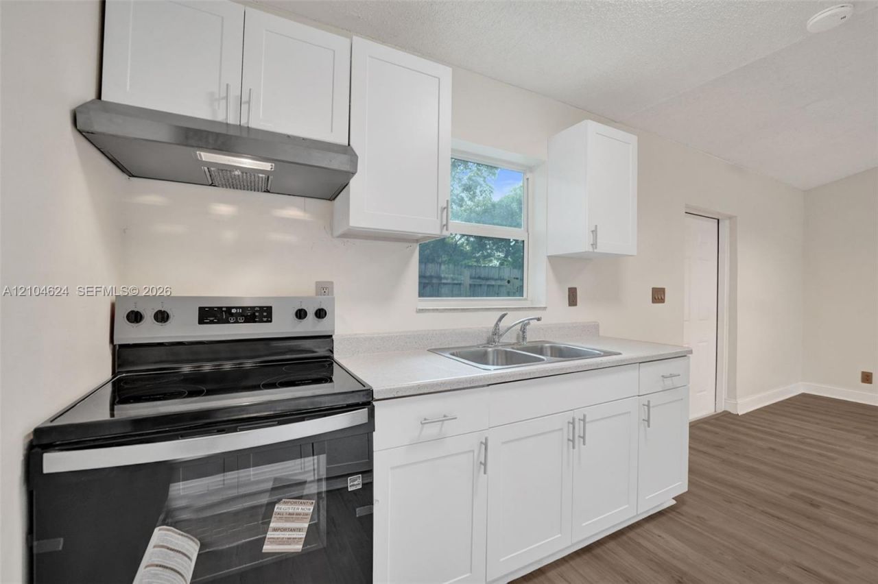 1223 NW 6th Ave, Fort Lauderdale, FL 33311 Photo