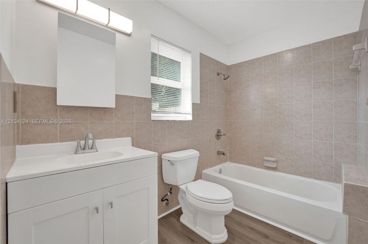 1223 NW 6th Ave, Fort Lauderdale, FL 33311 Photo