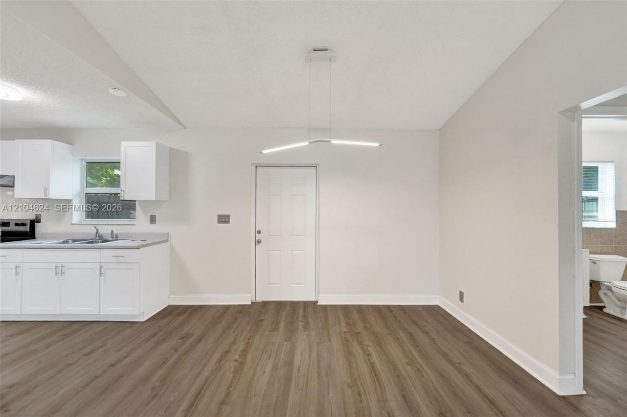 1223 NW 6th Ave, Fort Lauderdale, FL 33311 Photo