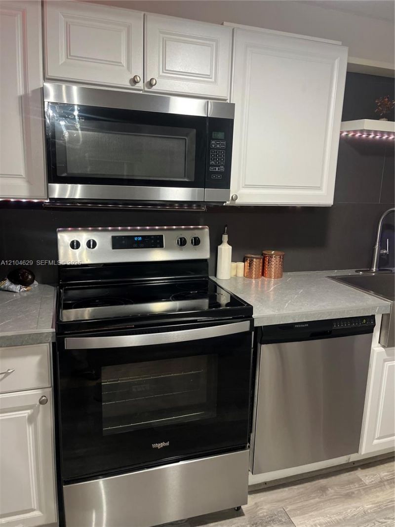 1805 Sans Souci Blvd , Unit 334, North Miami, FL 33181 Photo
