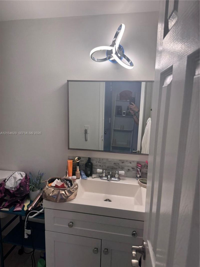 1805 Sans Souci Blvd , Unit 334, North Miami, FL 33181 Photo