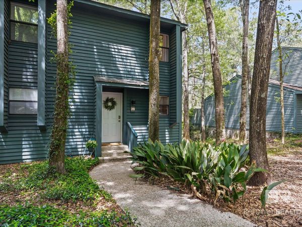 28 Summer Oaks Drive, Daphne, AL 36526