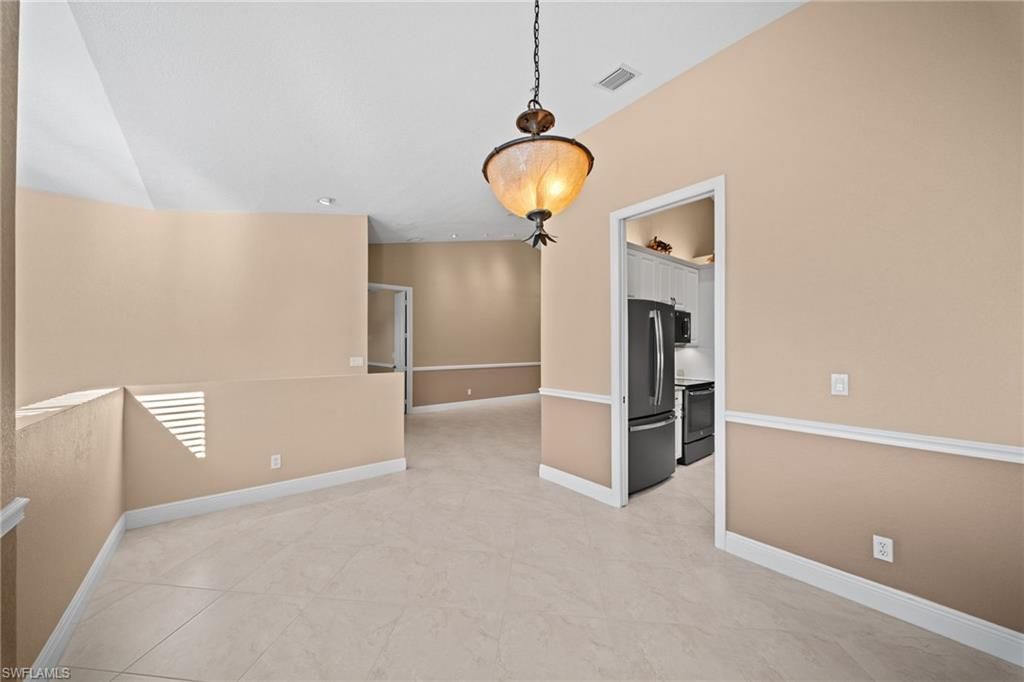 1405 Mariposa Cir , Unit 11202, Naples, FL 34105 Photo