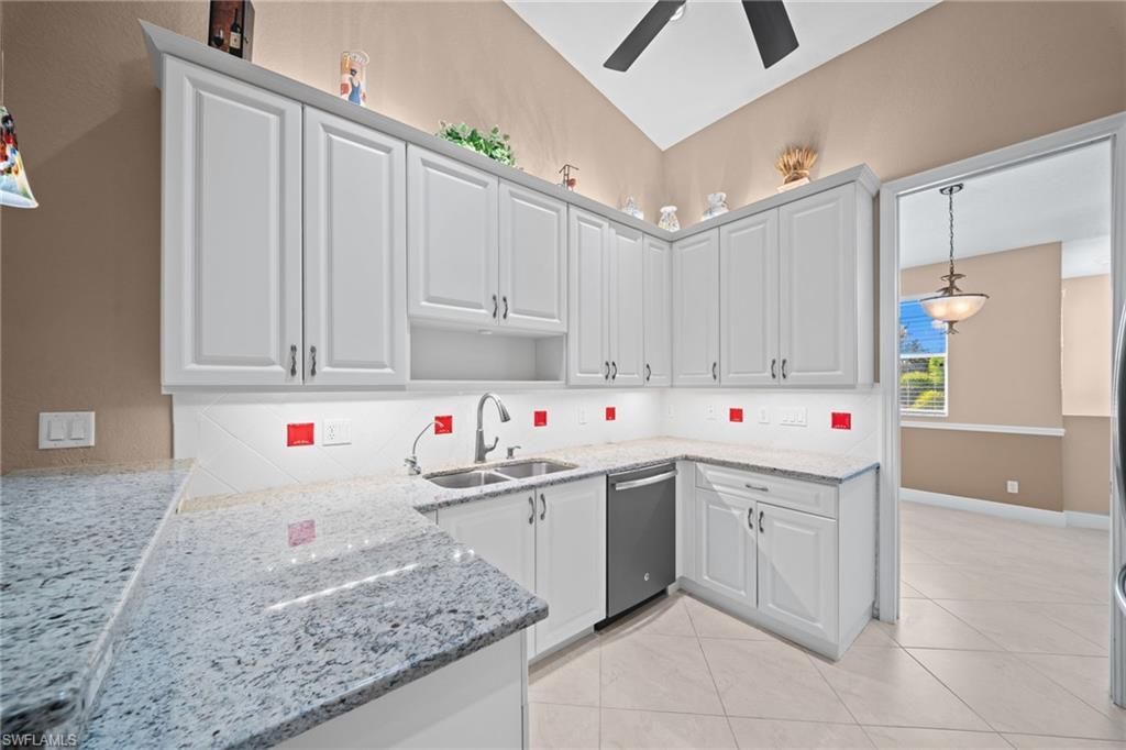 1405 Mariposa Cir , Unit 11202, Naples, FL 34105 Photo