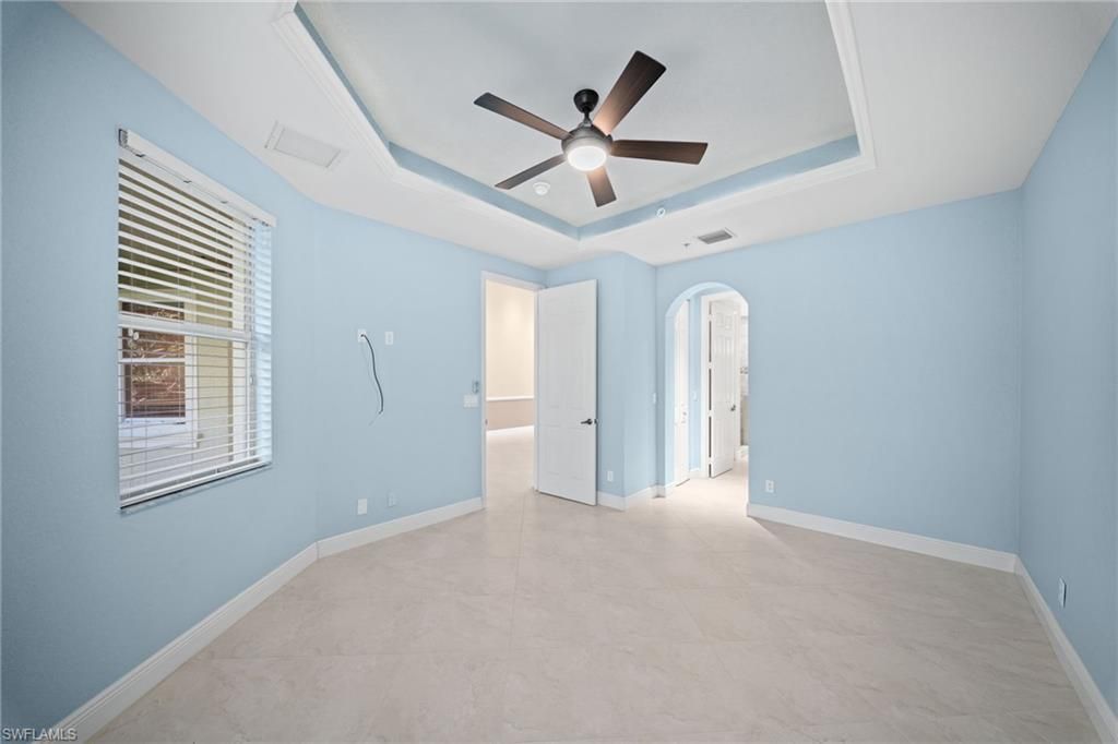 1405 Mariposa Cir , Unit 11202, Naples, FL 34105 Photo