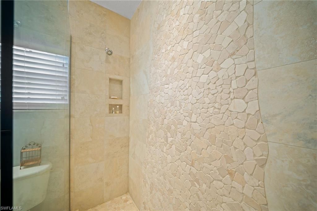 1405 Mariposa Cir , Unit 11202, Naples, FL 34105 Photo