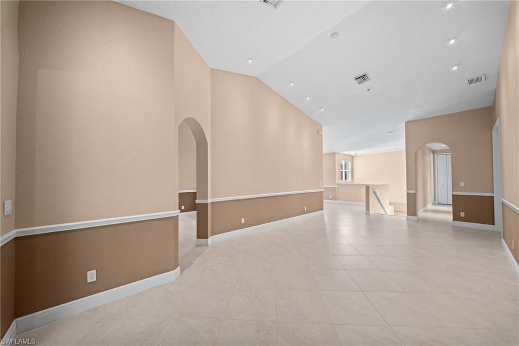 1405 Mariposa Cir , Unit 11202, Naples, FL 34105 Photo
