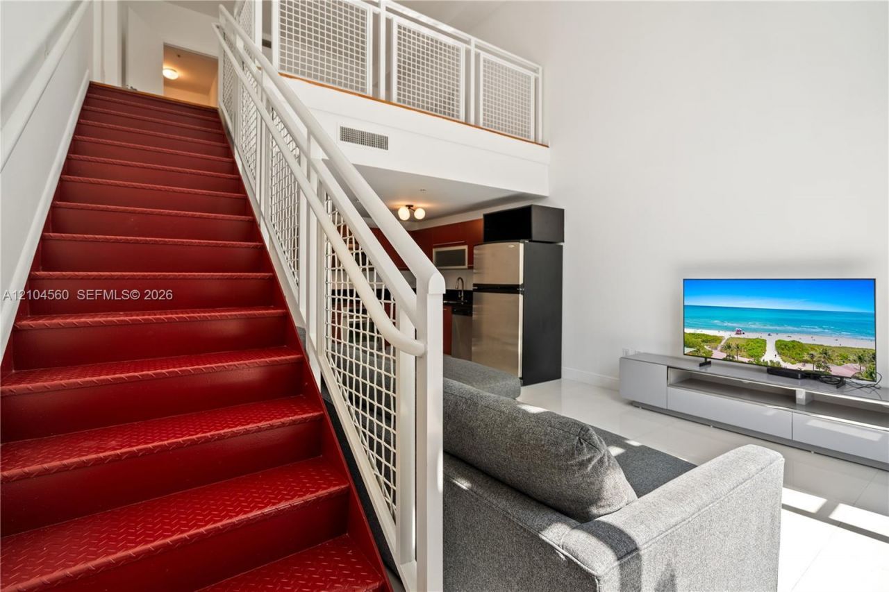 253 NE 2nd St , Unit 424, Miami, FL 33132 Photo