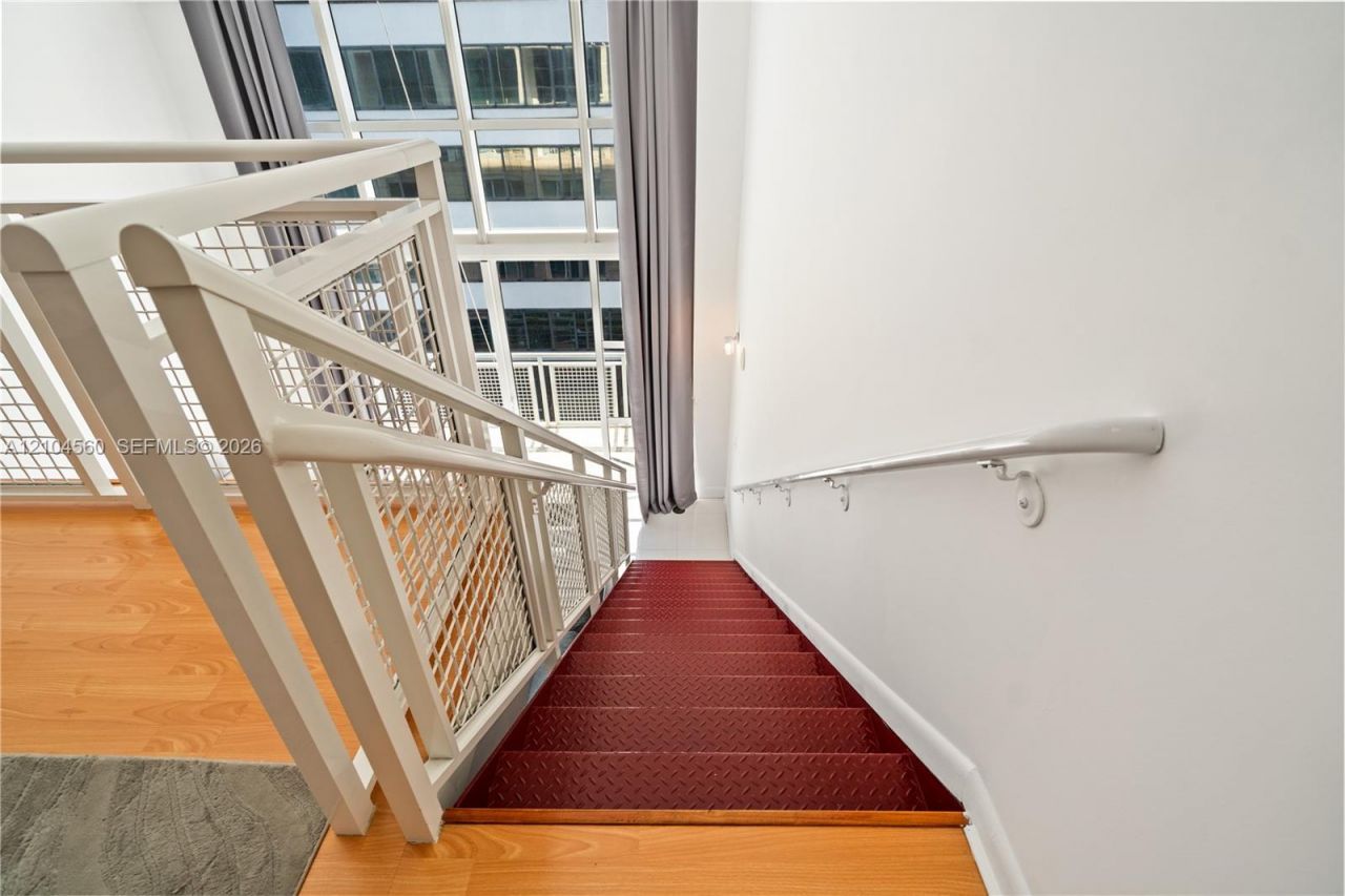 253 NE 2nd St , Unit 424, Miami, FL 33132 Photo