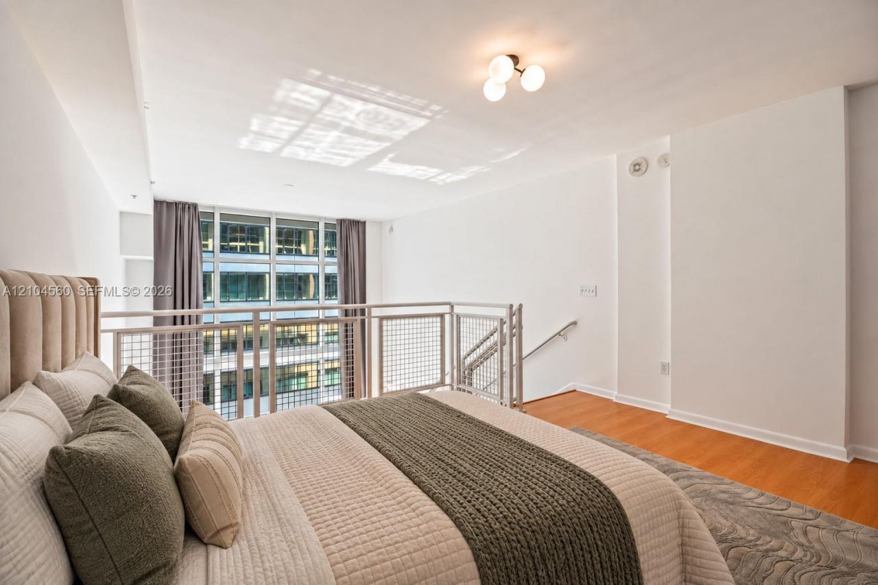 253 NE 2nd St , Unit 424, Miami, FL 33132 Photo