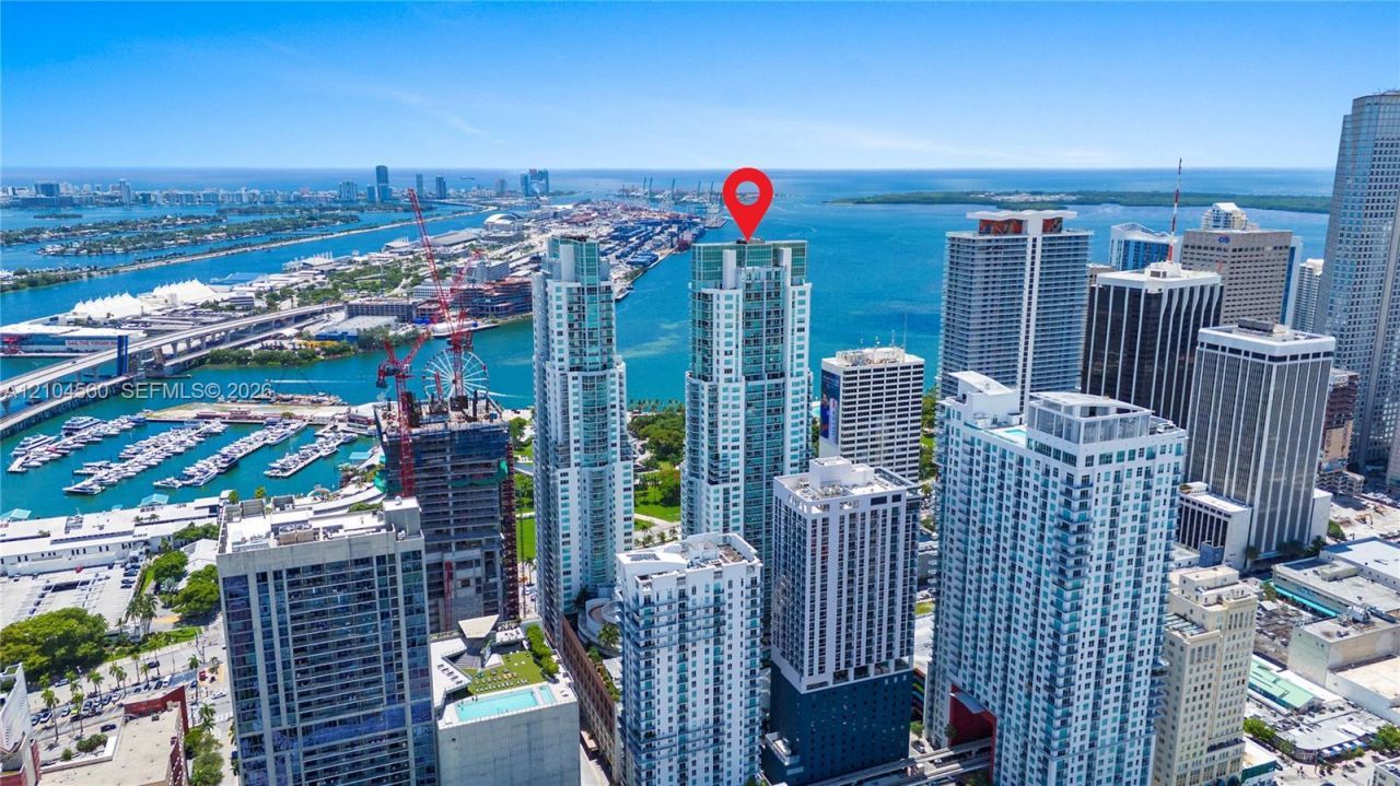 253 NE 2nd St , Unit 424, Miami, FL 33132 Photo