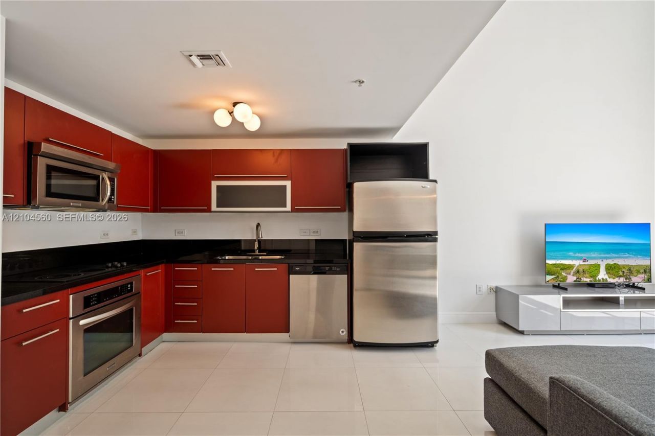 253 NE 2nd St , Unit 424, Miami, FL 33132 Photo