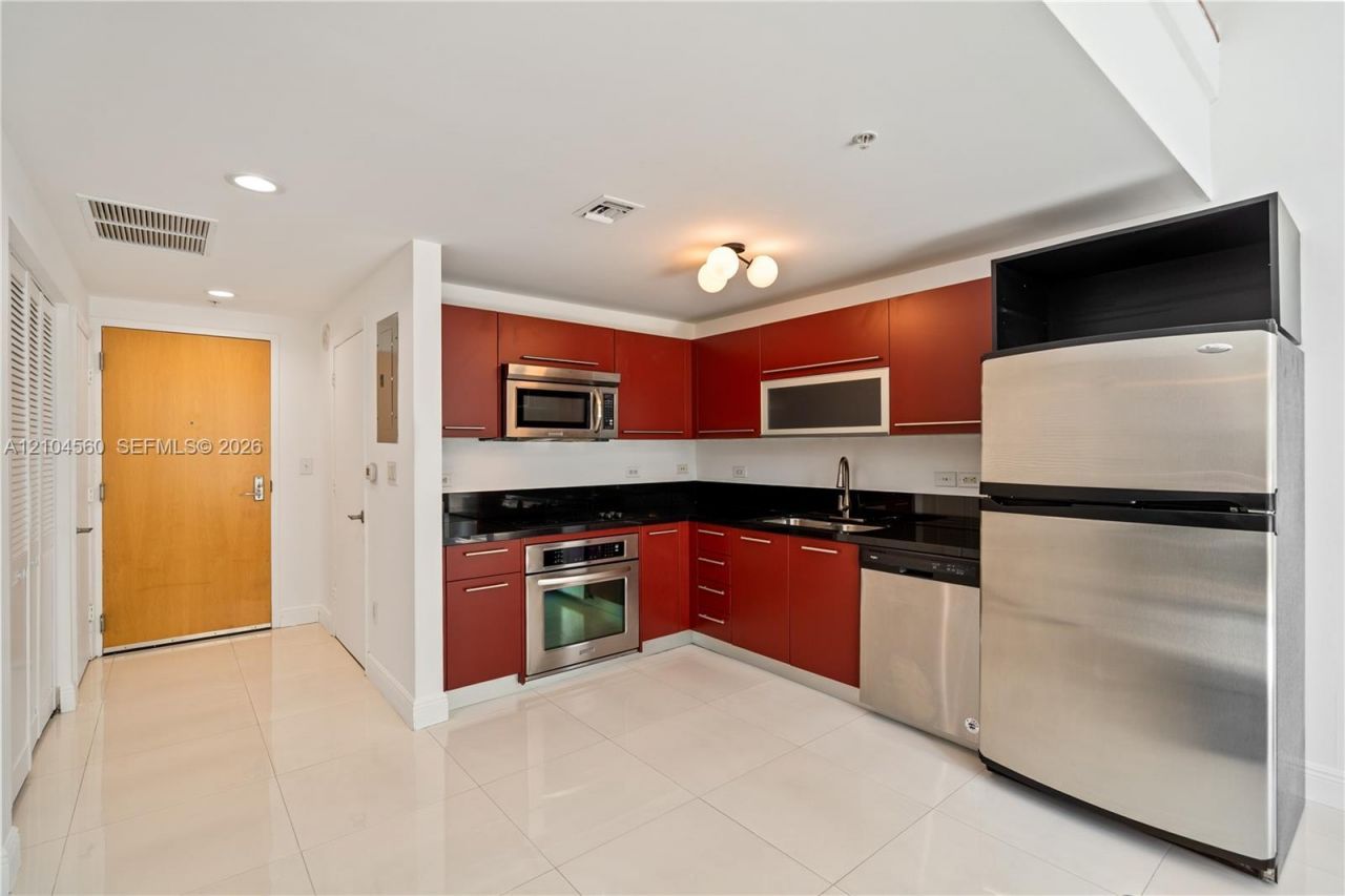 253 NE 2nd St , Unit 424, Miami, FL 33132 Photo