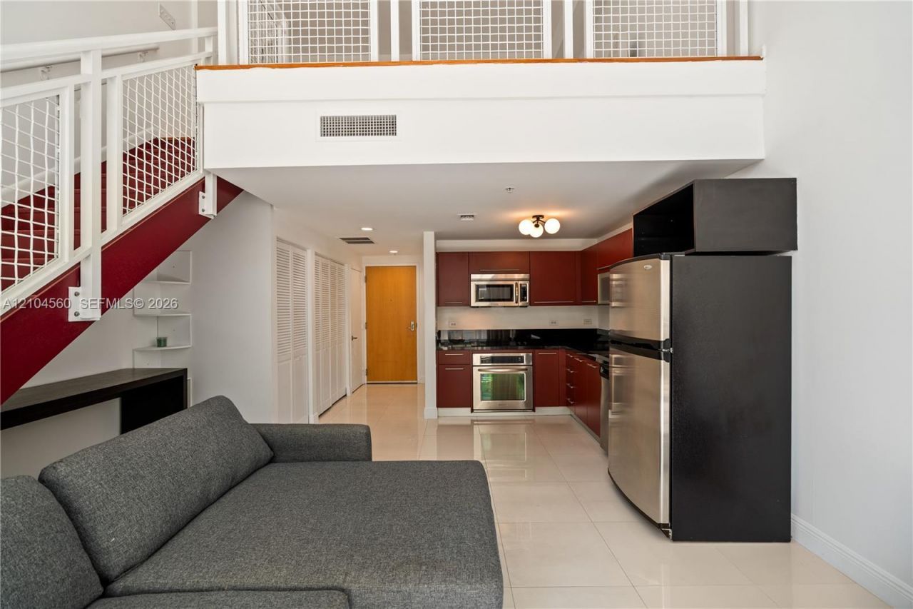253 NE 2nd St , Unit 424, Miami, FL 33132 Photo