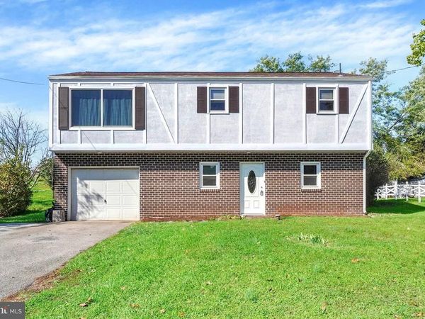 3421 EMIG SCHOOL ROAD, DOVER, PA 17315