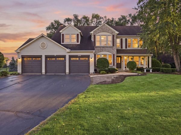 1245 ALEXANDRA Boulevard , Crystal Lake, IL 60014