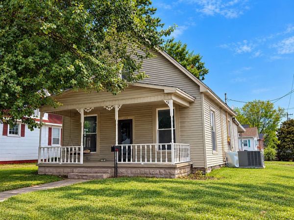 1123 Metropolis Street, Metropolis, IL 62960