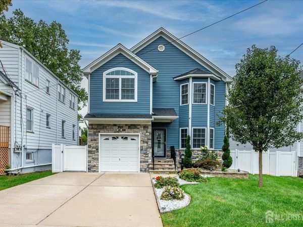37 Wildwood Avenue, Fords, NJ 08863
