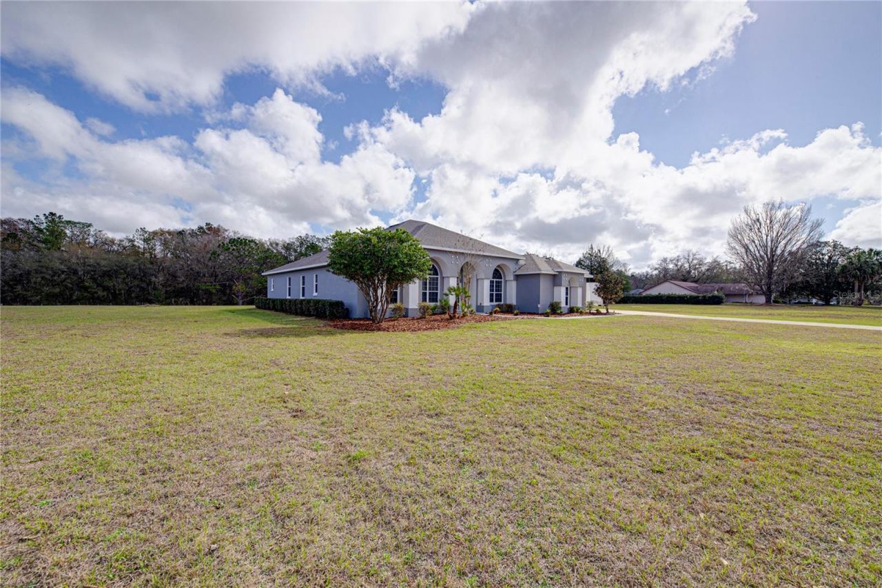 4873 NE 64th Avenue, Silver Springs, FL 34488 Photo