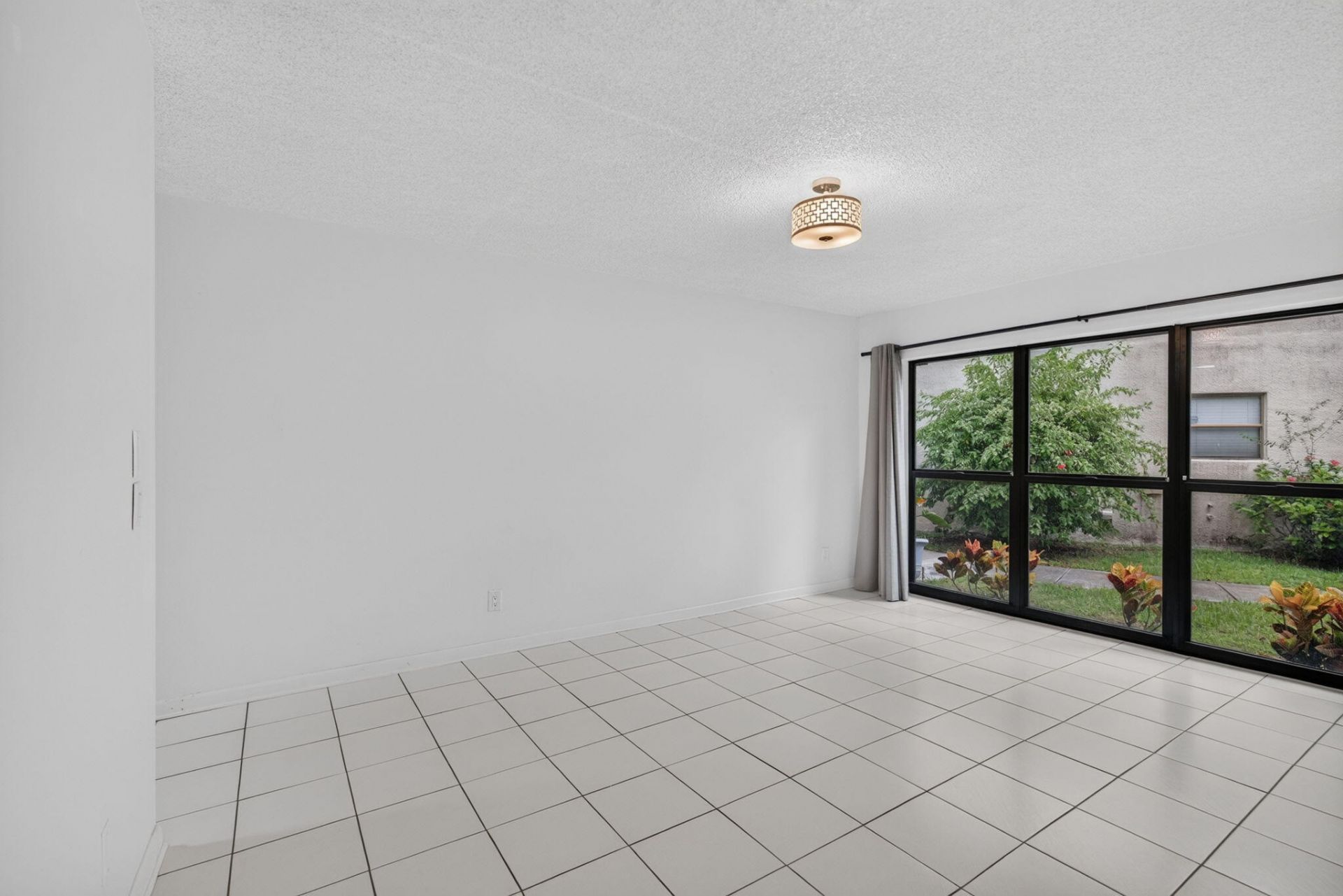 301 N Pine Island Road, Unit 162, Plantation, FL 33324 Photo