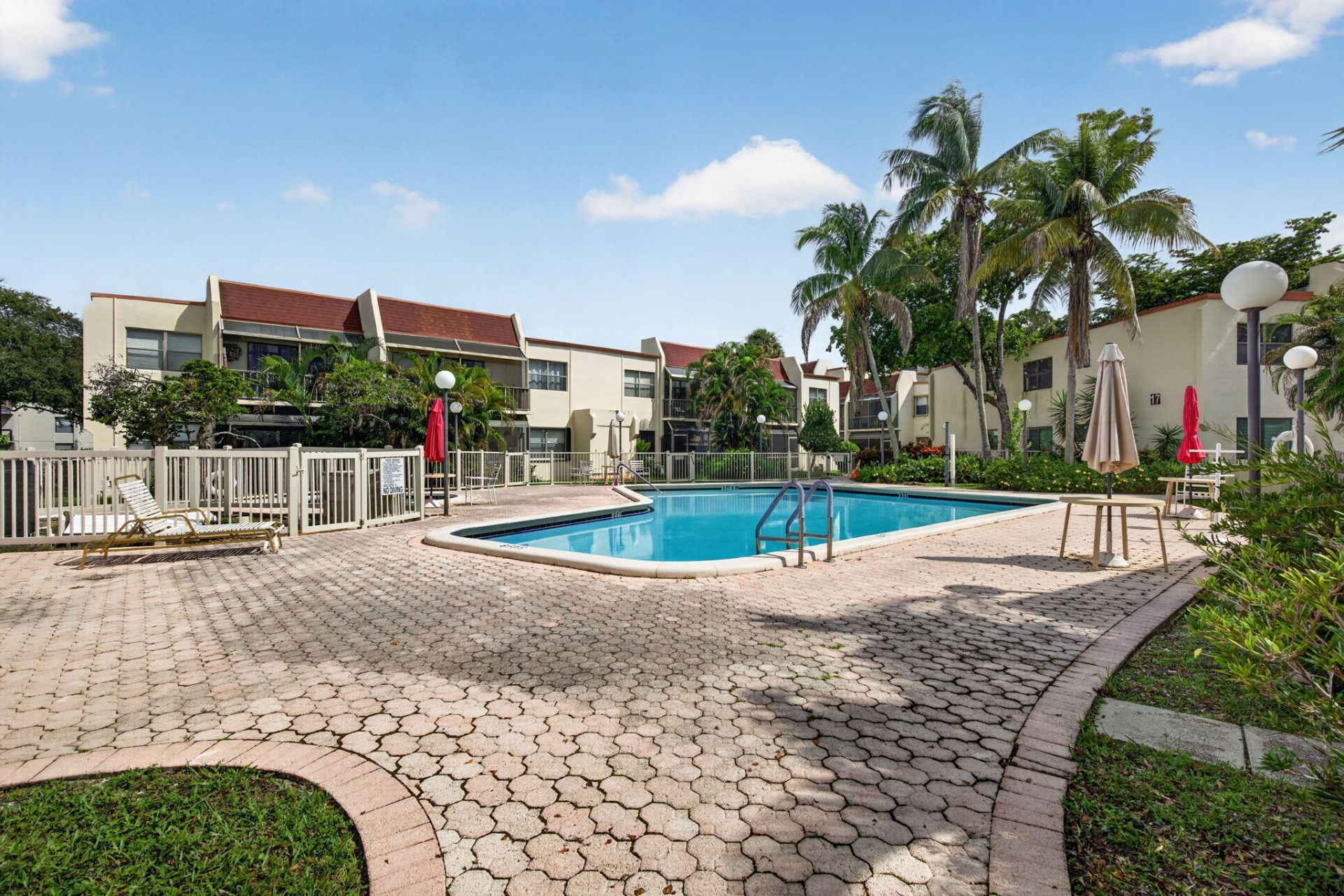 301 N Pine Island Road, Unit 162, Plantation, FL 33324 Photo