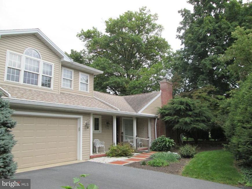 233 Avon Drive, Carlisle, PA 17013 Main Photo