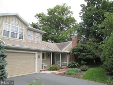 233 AVON DRIVE, CARLISLE, PA 17013