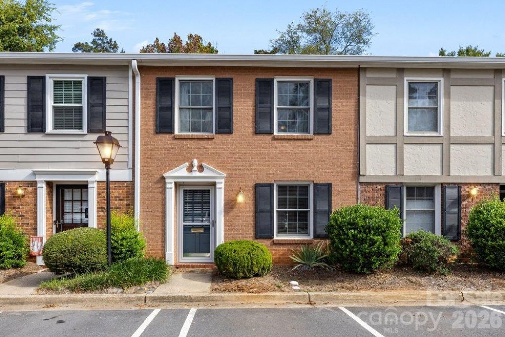 4607 Hedgemore Drive , Unit D, Charlotte, NC 28209 Main Photo