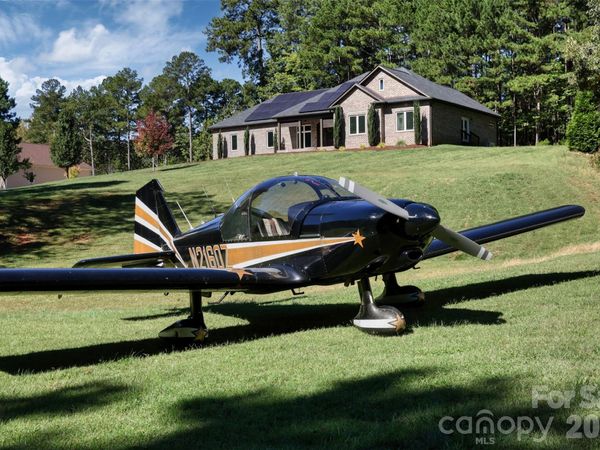 8268 Aeromarine Boulevard, Catawba, NC 28609