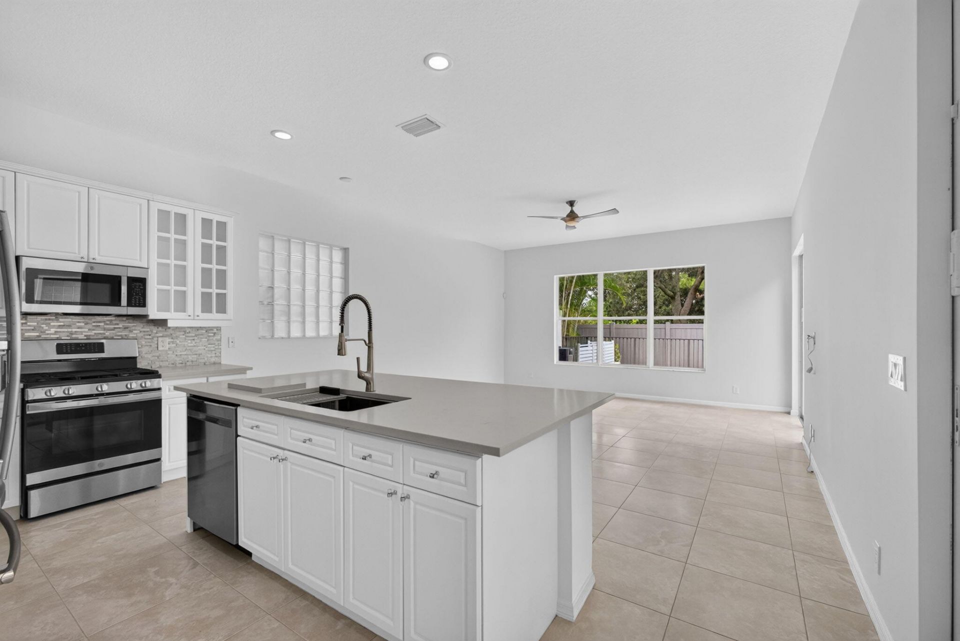 207 Isle Verde Way, Palm Beach Gardens, FL 33418 Photo
